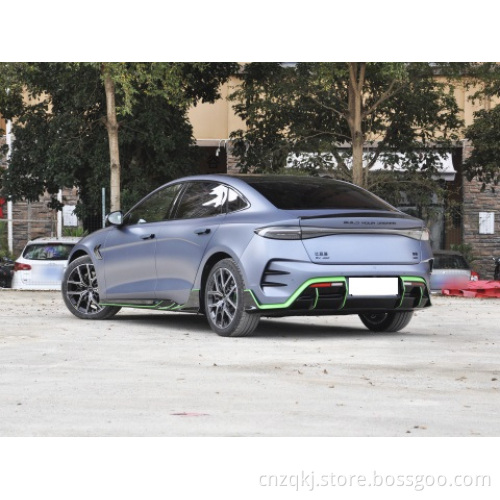 Nuovo Design BYD Electric Car Seal EV Car 2022 China Electric Sports Auto BYD sigillo da 650 km da 700 km Spot disponibile